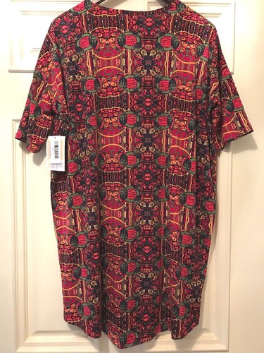 ❤️Camisa Top Túnica Pequeña LuLaRoe Irma ~ Nueva ~ Círculos Gráficos Geométricos TreCool❤️ - Imagen 2 de 3