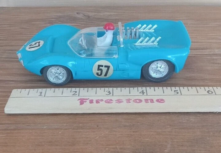 1960's ZEE Friction  Chapparel Race Car 2057. Great Condition. Works. 5.5" Long - Image 3 of 4