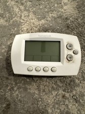 Honeywell RTH6580WF1001 Wi-Fi 7-Day Programmable Smart Thermostat