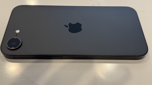 Apple iPhone 16e 128GB schwarz - Open Box Verizon  - Bild 14 von 17