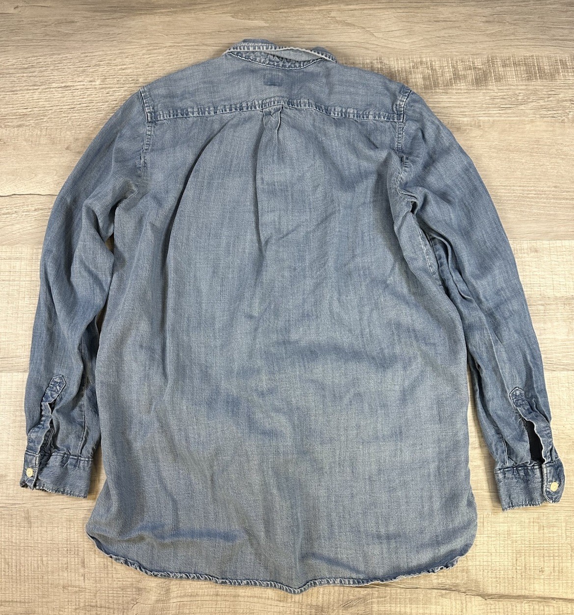 Gap Maternity Denim Collared Button Up Shirt Cham… - image 8