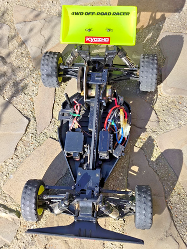 Vintage Kyosho Lazer Alpha RC buggy 1/10 - Bild 8 von 14