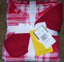 Girls Saint Eve Kids NWT 2 pc sleepwear gift set with socks size XXL 20.5 Plus