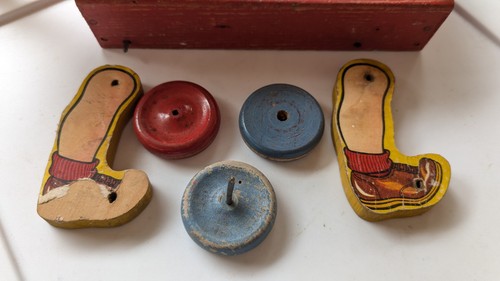 TEILE Fisher-Price RAR ca. 1941 Holz #140 "Untersetzer Junge" Junge mit Wagen RAR - Bild 4 von 15