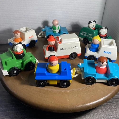 Fisher Price Little People Vintage Lot 8 Cars 9 people Ambulance Mail Sesame St.