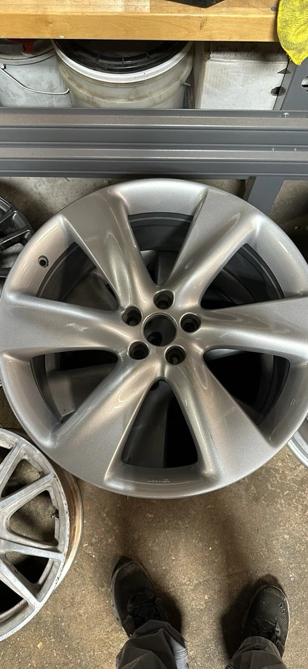 Infiniti FX30 FX37 FX50, QX70 21in Alloy Wheels NO74-2195 / 9.5Jx21 ET50 5x114.3 - Image 2 of 2