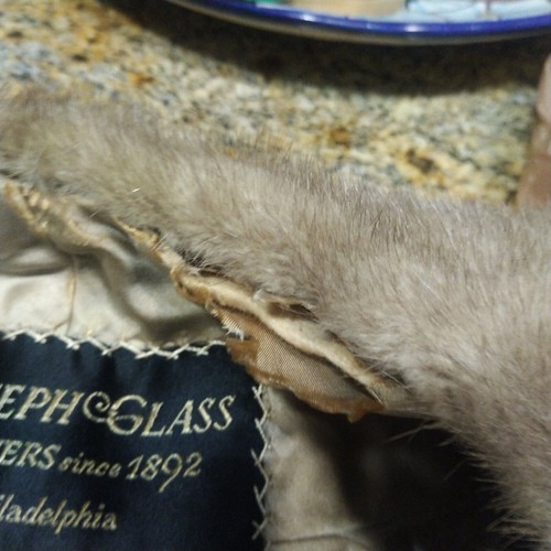 Joseph Glass Furriers Women's Stole Fur Wrap Classic Brown Rustic Shawl - Picture 14 of 18