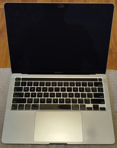 Apple MacBook Pro 13.3"/2020/SILVER/M1/8gb ram,256gb SSD —1 Issue** - Picture 3 of 7