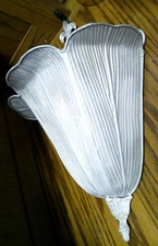 Distressed 18x11.5x6 Garden Planter Metal Wall Pocket Shabby Chic-Style     1032