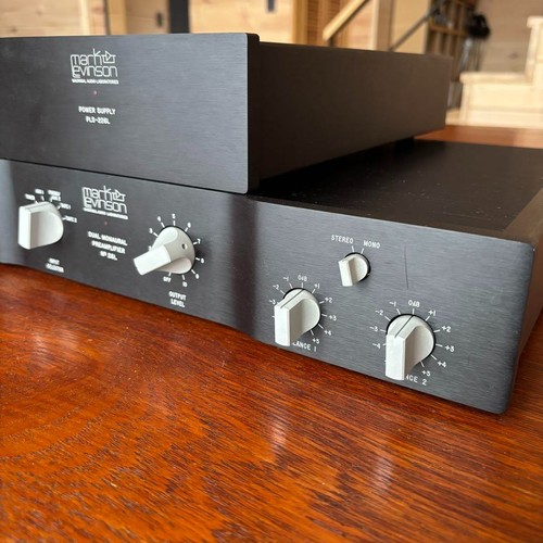 Mark Levinson 26L Control Amplifier Working Confirmed - Picture 3 of 9