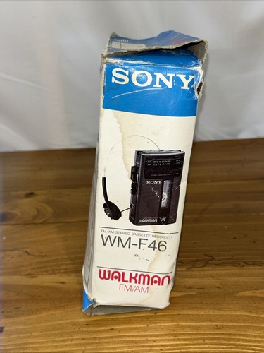 New Open Box Vintage 1987 Sony Walkman WM-F46 FM/AM Recording Cassette Player - Picture 12 of 15