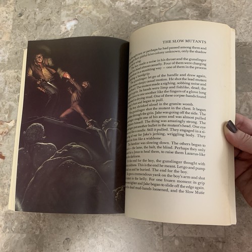 Stephen King The Dark Tower Gunslinger Paperback SC Book 1988 1st Plume Printing - Picture 17 of 24