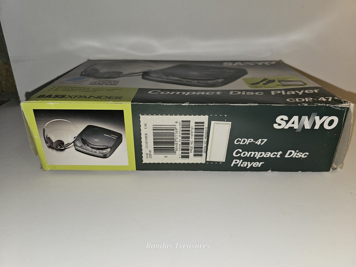 Sanyo Bassxpander Compact Disc Player CDP-47 with Car kit