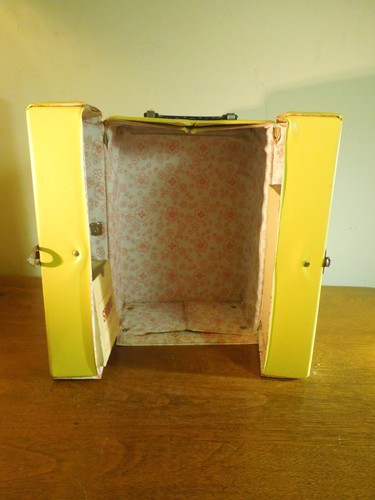 Vintage 1964 Skipper Barbie's Little Sister Vinyl Carrying Case Wardrobe Mattel - Bild 2 von 9