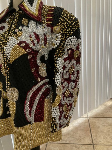 Gorgeous Custom Designed Western Show Jacket with matching Navajo blanket - Picture 4 of 12