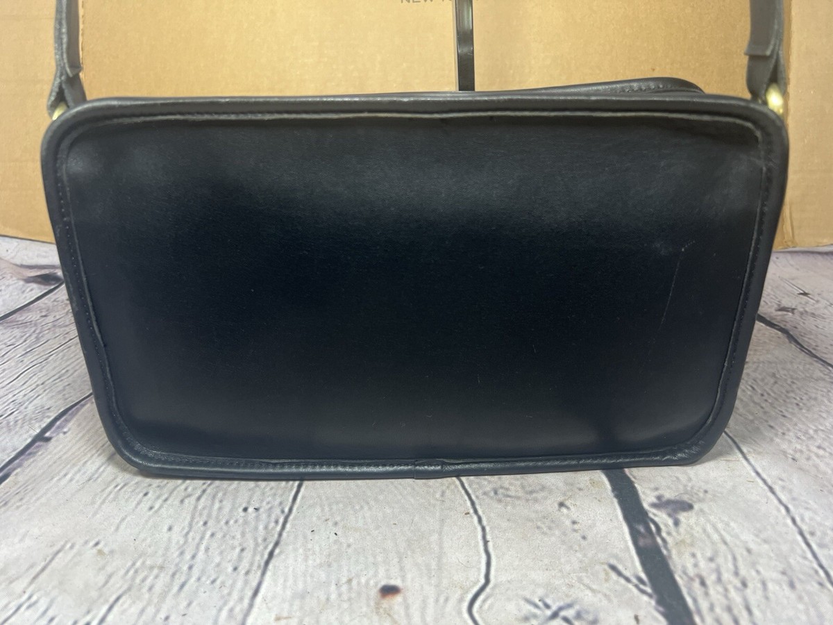 Vintage COACH 9974 Multi Compartment Zip Bag Black Leather
