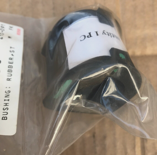 ISUZU Anti Roll Bar Bush **x1** - 8981614460 **Genuine New ISUZU OEM Part** - Picture 2 of 4