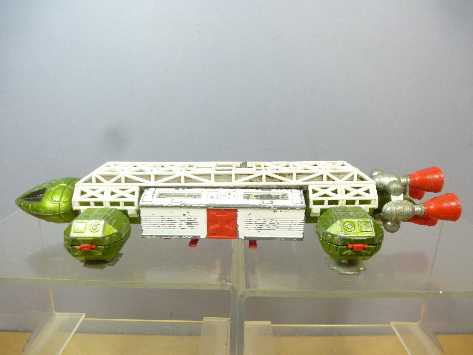 DINKY TOYS MODEL No.361 EAGLE TRANSPORTER ( FIRST VERSION ) DINKY TOYS MODEL No.361 EAGLE TRANSPORTER ( FIRST VERSION )