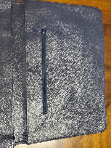 RARE DOONEY BOURKE TABLET IPAD CASE. BLUE AND TAN. - Picture 3 of 4