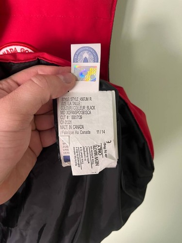 Canada Goose Waistcoat Vest Color Red Size S - Picture 10 of 14