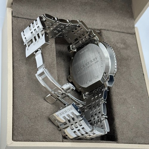 Reloj de lujo de acero inoxidable Burberry para hombre BU2304 - Imagen 6 de 16