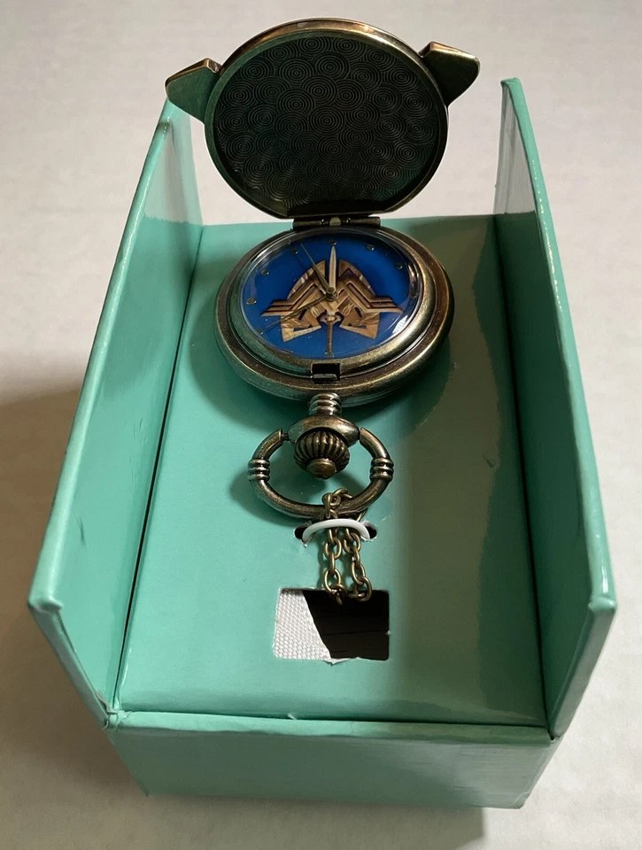 DC Comics Mujer Maravilla Logotipo de Película Tono Bronce Reloj Bolsillo Collar Licencia NUEVO Foto 3 de 4
