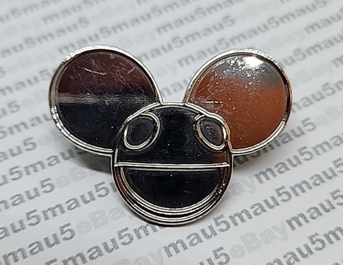 Deadmau5 Series 1 Pin Numbered to 1000 Silver Chrome Raw Basic #183 - Picture 2 of 13