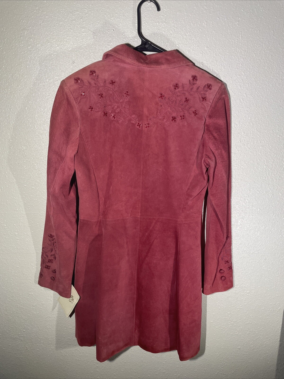 Picture 2 of 4