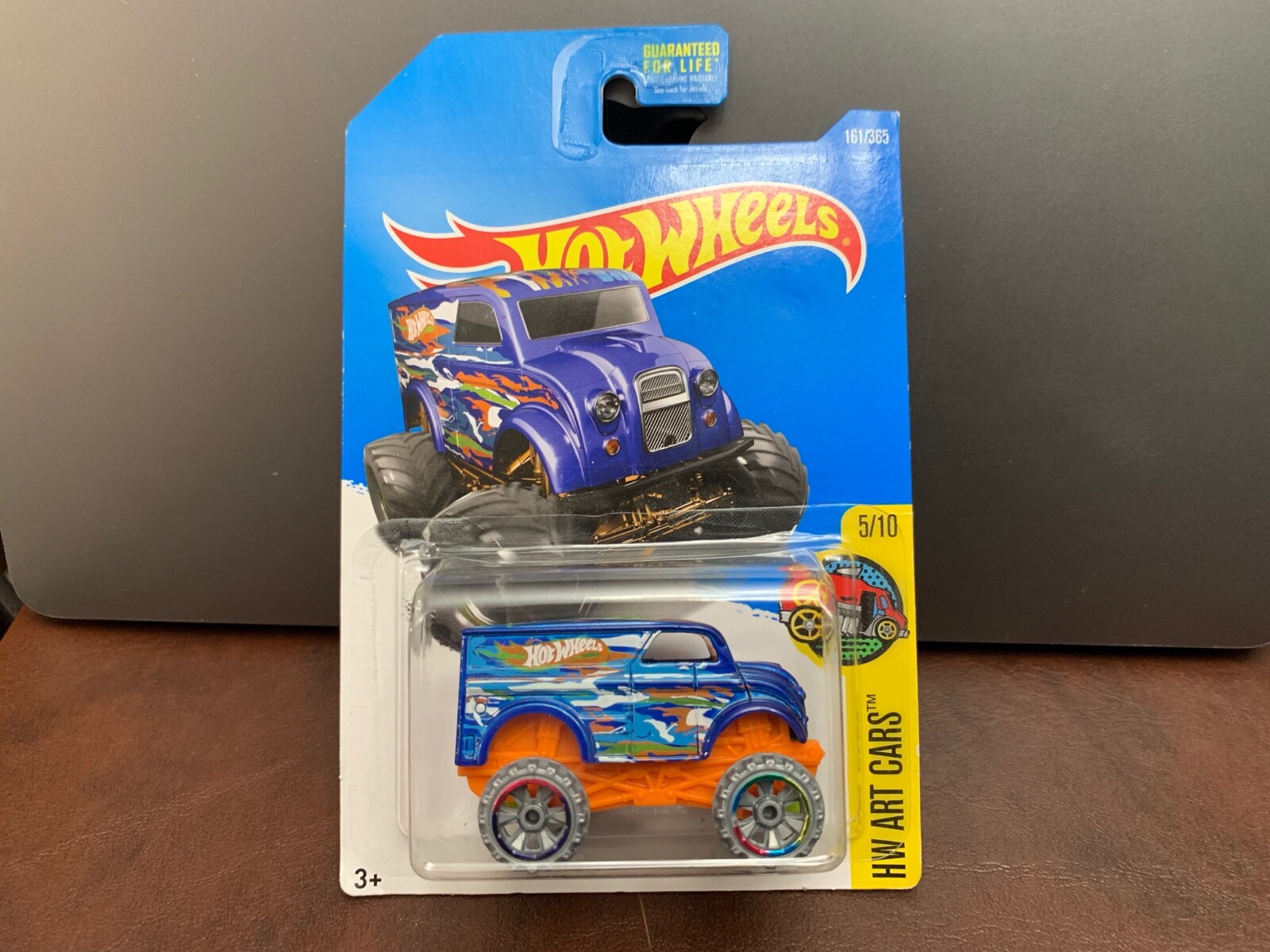 Picture 5 of 25