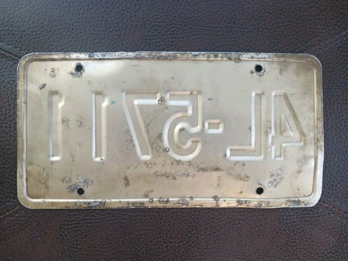 West Virginia 1983 Tin License Plate TAG # 4L-5711 State Wild Sticker Vintage - Picture 5 of 5