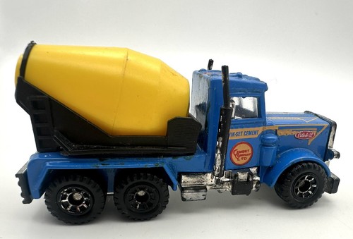 VTG Matchbox Peterbilt 1981 Cement Truck Concrete Mixer Blue Yellow Die-Cast - Picture 4 of 9