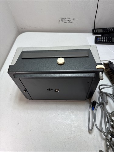 Leitz Wetzlar N24 Slide Projector - Picture 20 of 22
