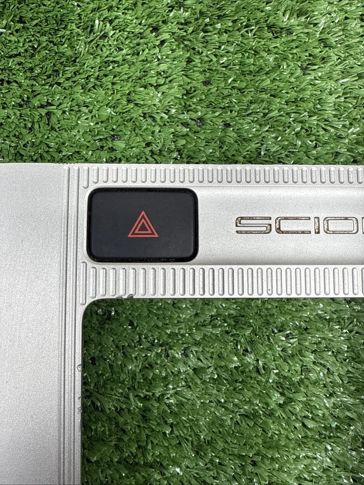 Scion XB 2008-2015 consola central palanca de cambios bisel recorte peligro interruptor panel plateado Foto 3 de 4