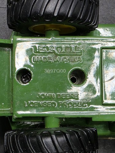 Ertl John Deere 1/64 Farm Toy Lot: 9750 STS Combines, Frontier Grain Cart, Semi - Picture 24 of 24