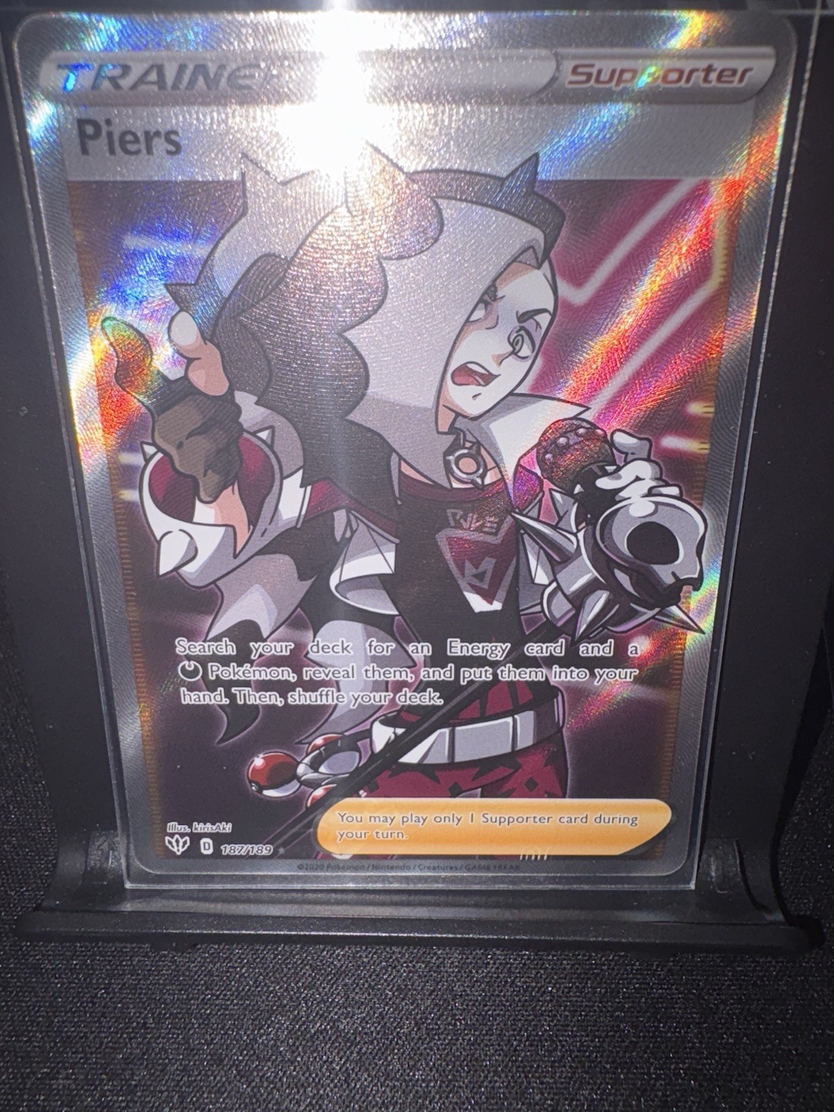 Piers (Full Art) Ultra Rare SWSH03: Darkness Ablaze 187/189 NM