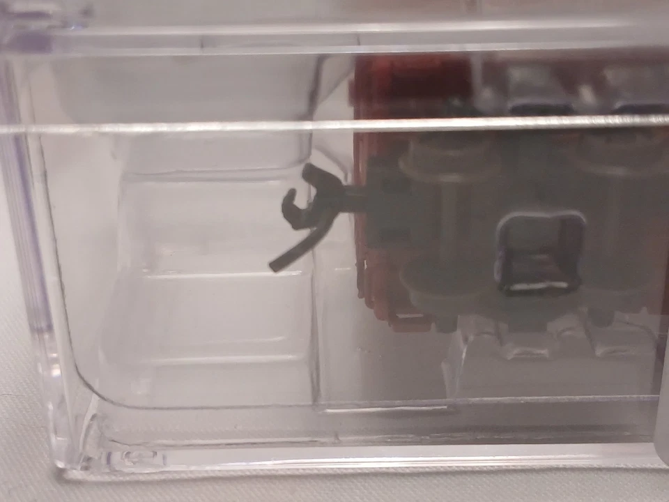 66002-18/18499Great Northern Vermillion Red N-scale Intermountain 12 Panel 40' - Image 4 of 4