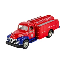 Rare First Gear Mobilgas Diamond-T Tanker Truck Red Diecast Model Car 1:34 Scale