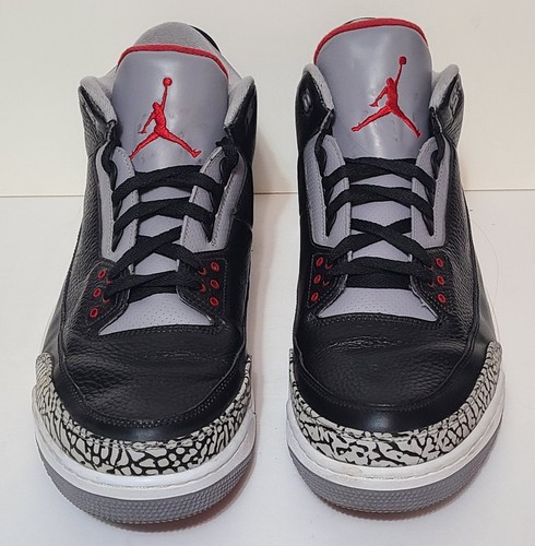 Nike AIR JORDAN 3 III RETRO 2011 NEGRO GRIS CEMENTO ROJO 136064-010 Para hombres Talla 17 - Imagen 3 de 19