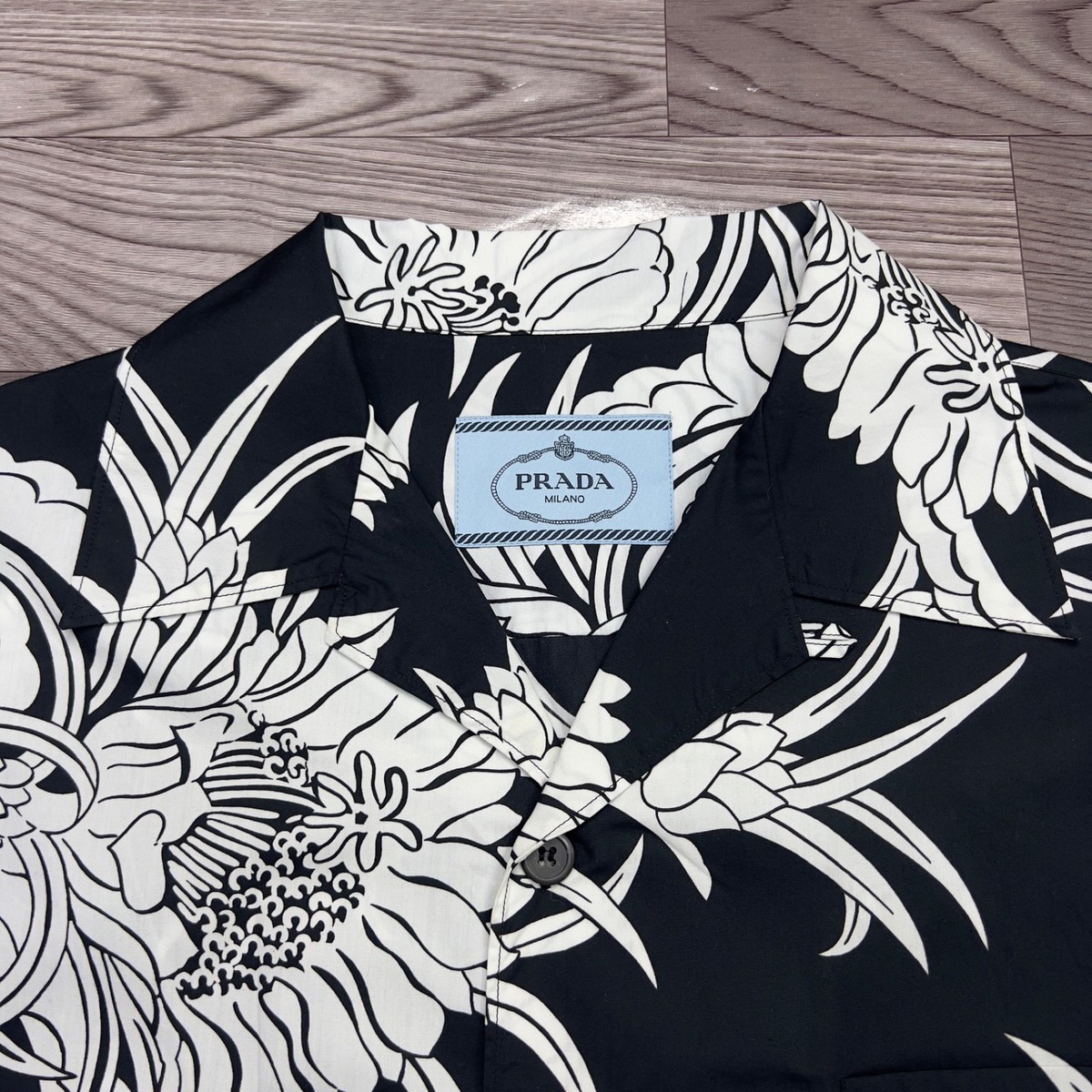 Prada SS18 Dahlia Flames Poplin Shirt Size Large | eBay