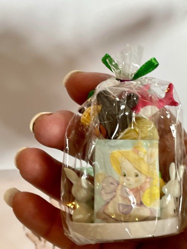 1 Hand Crafted Dollhouse Miniature Easter Rabbit Gift Bag Toys EggsAll Attached - Picture 4 of 4