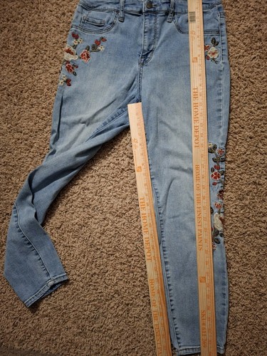 Mossimo Womens Jeans Hot Pants Size 8/29 Floral Embroidered High Rise Jegging - Imagen 7 de 10