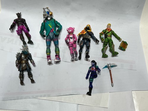Konvolut Fortnite Jaswares Figuren mit Waffenrucksäcken (13 ungeöffnete Tüten) - Bild 10 von 15