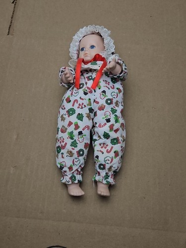 Vintage 10'' Wind up Musical Porcelain Baby Doll With Movement - Picture 10 of 19