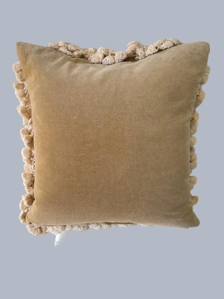 Precioso cojín floral de punta de aguja con flecos ribete respaldo de terciopelo 17 x17 Foto 4 de 4