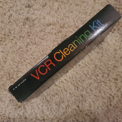 Realistic VCR Cleaning Kit - VHS Cleaning Kit, Open Box, Never Used - Picture 4 of 5