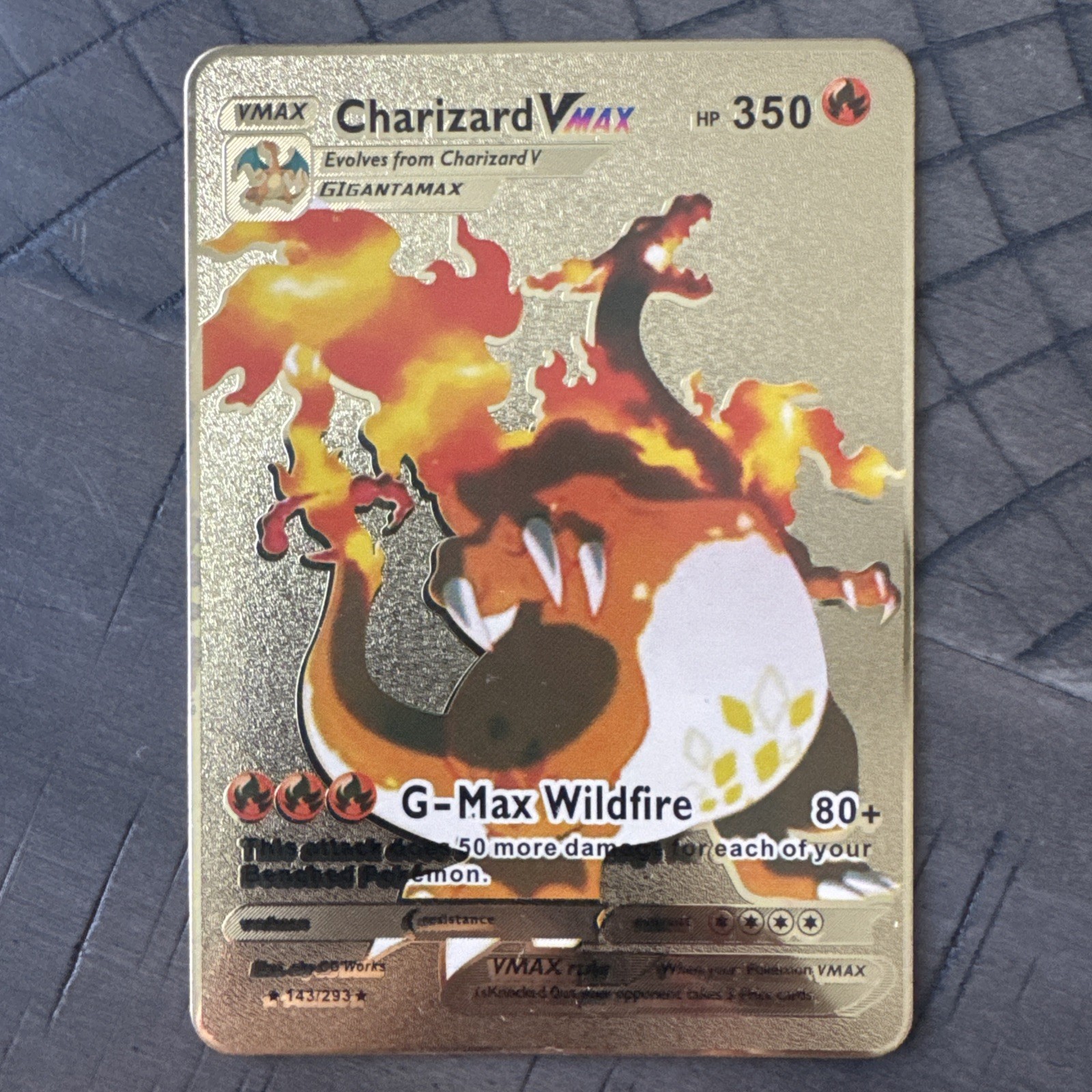 Pokemon Charizard VMAX - Gold Metal Display Card HP350 143/293 Fan Art NM