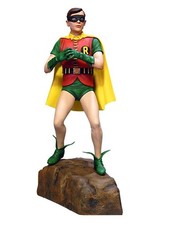 Moebius MMK951 1:8 Scale Burt Ward as The 1966 TV Series Robin Model (US IMPORT)