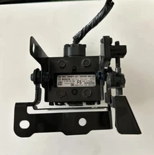 18-21 NISSAN KICKS FRONT CRUISE DISTANCE RADAR SENSOR 28438-5RL1A OEM