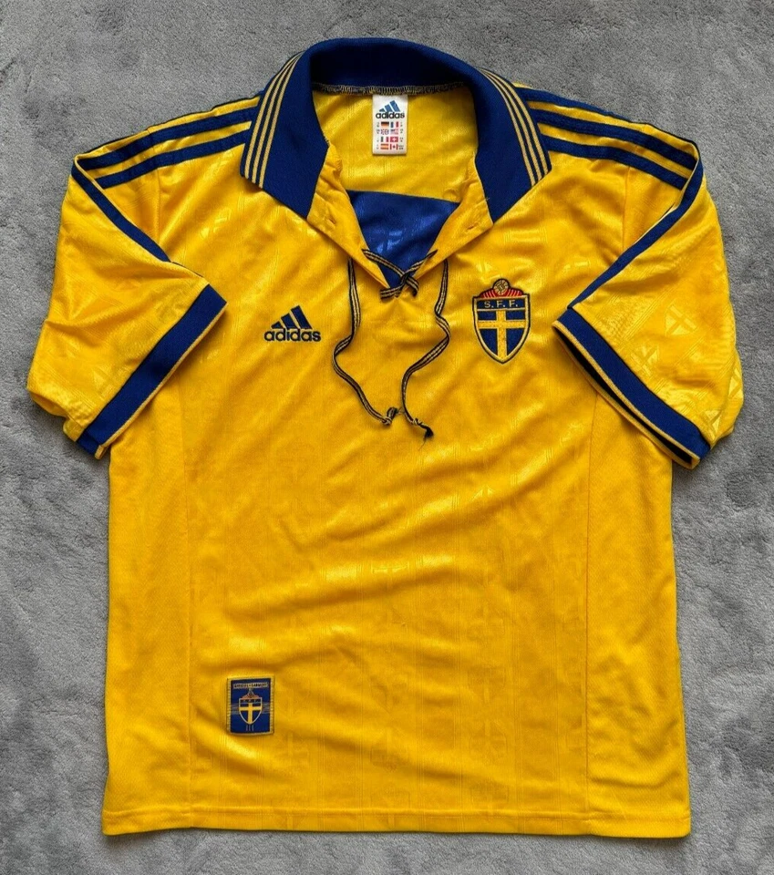Camiseta vintage 1994 Suecia local Adidas S.F.F. Camiseta de fútbol mediana - rara Foto 2 de 4