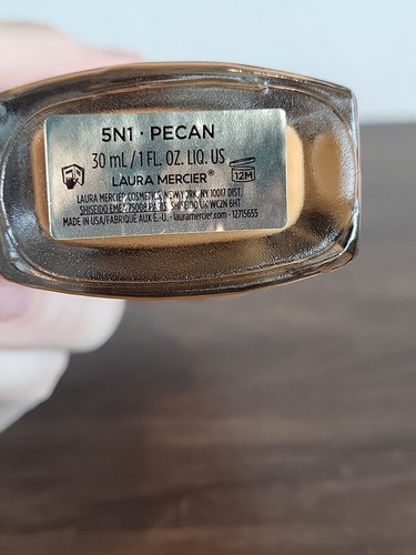 Laura Mercier Flawless Lumiere Radiance perfektionierende Foundation 5N1 Pekannuss 1 Floz - Bild 7 von 14